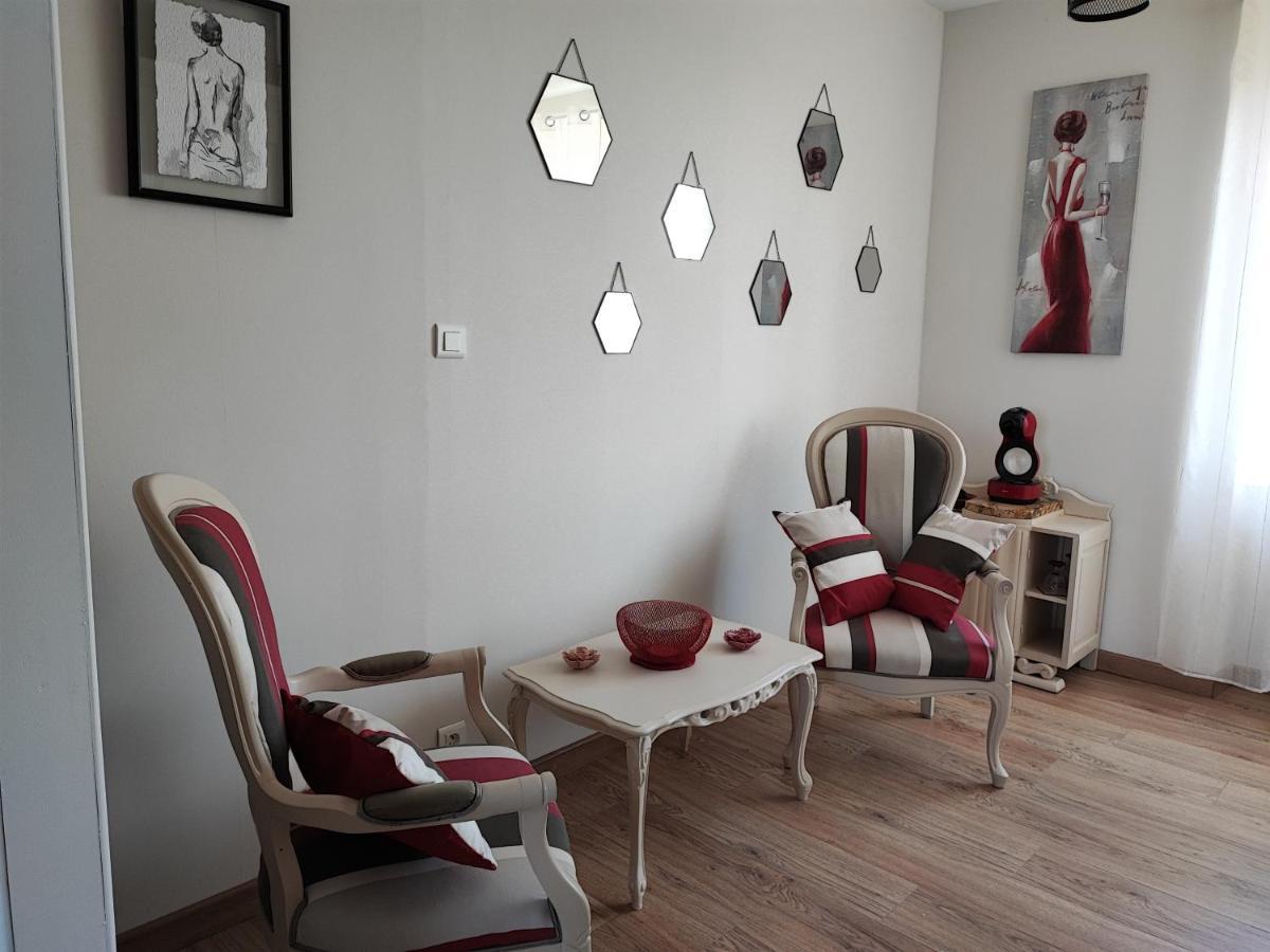 Chambres D'Hotes "Les Hauts Vents" Сен-Поль-де-Леон Экстерьер фото