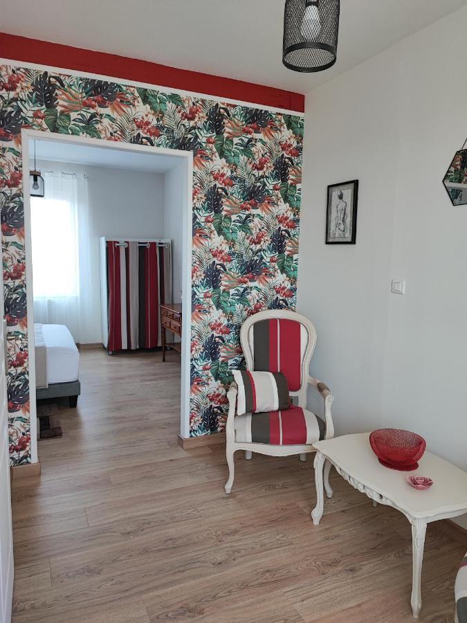 Chambres D'Hotes "Les Hauts Vents" Сен-Поль-де-Леон Экстерьер фото